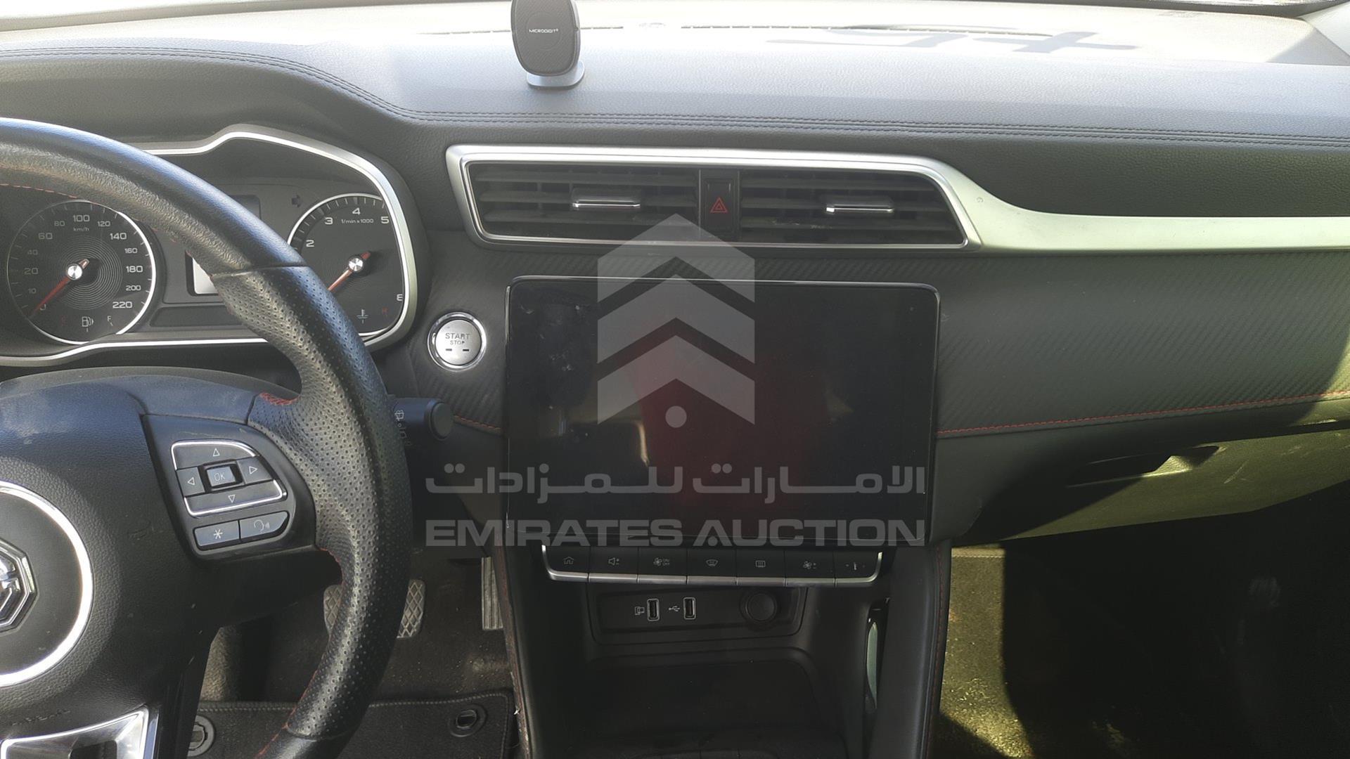 2022 MG ZS VIN: LSJW74U31NZ090343