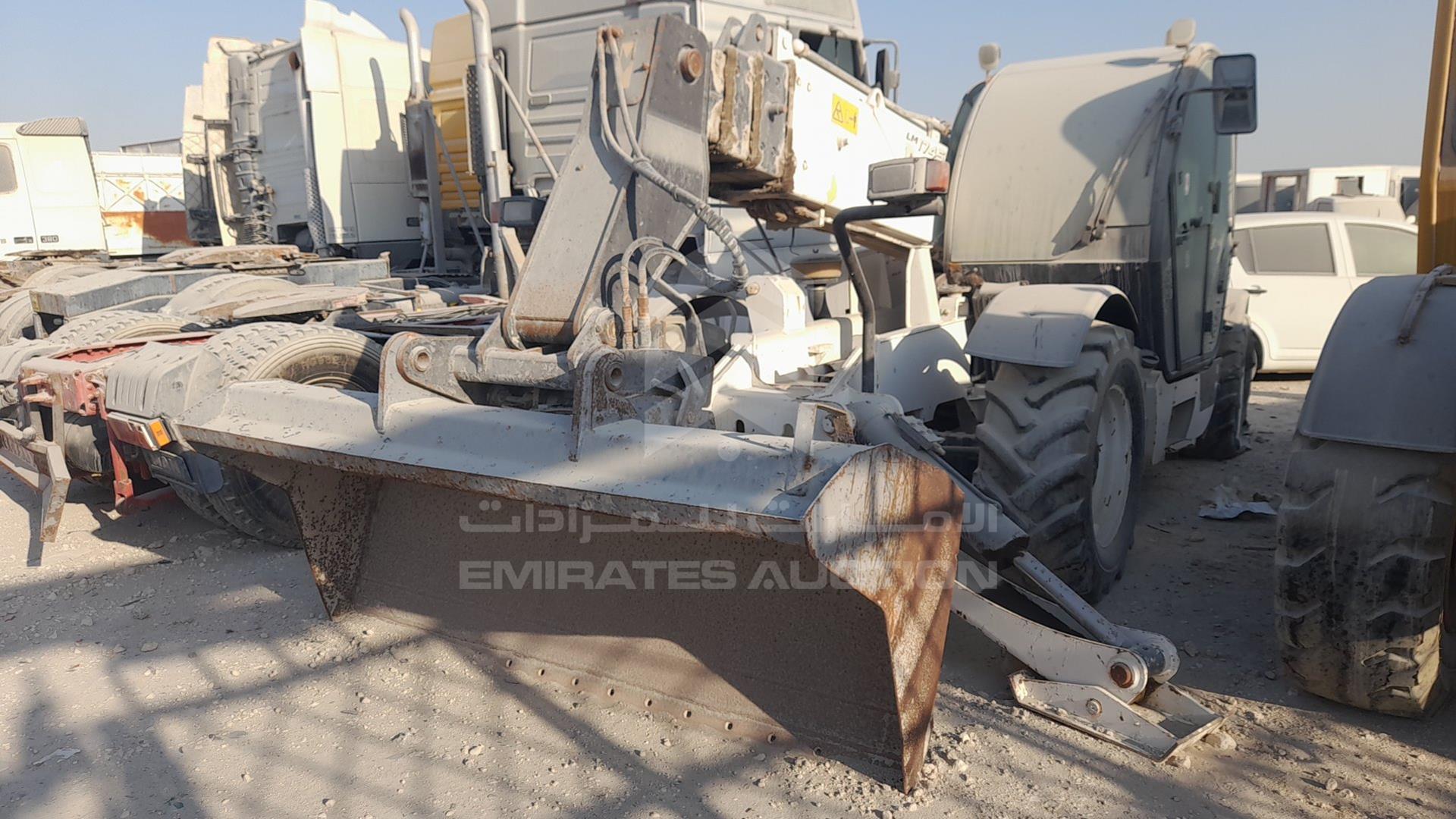 2007 NEW HOLLAND LM 1745 VIN: FNHNH17MN7HK37156