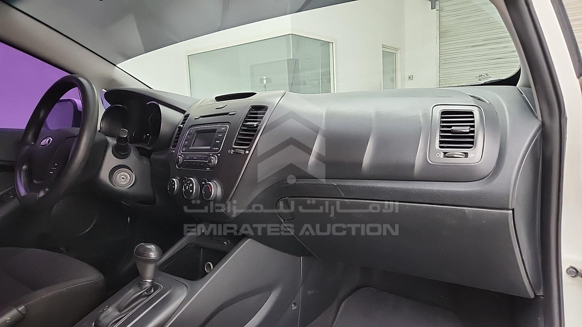 2016 KIA CERATO VIN: KNAFK4175G5535178