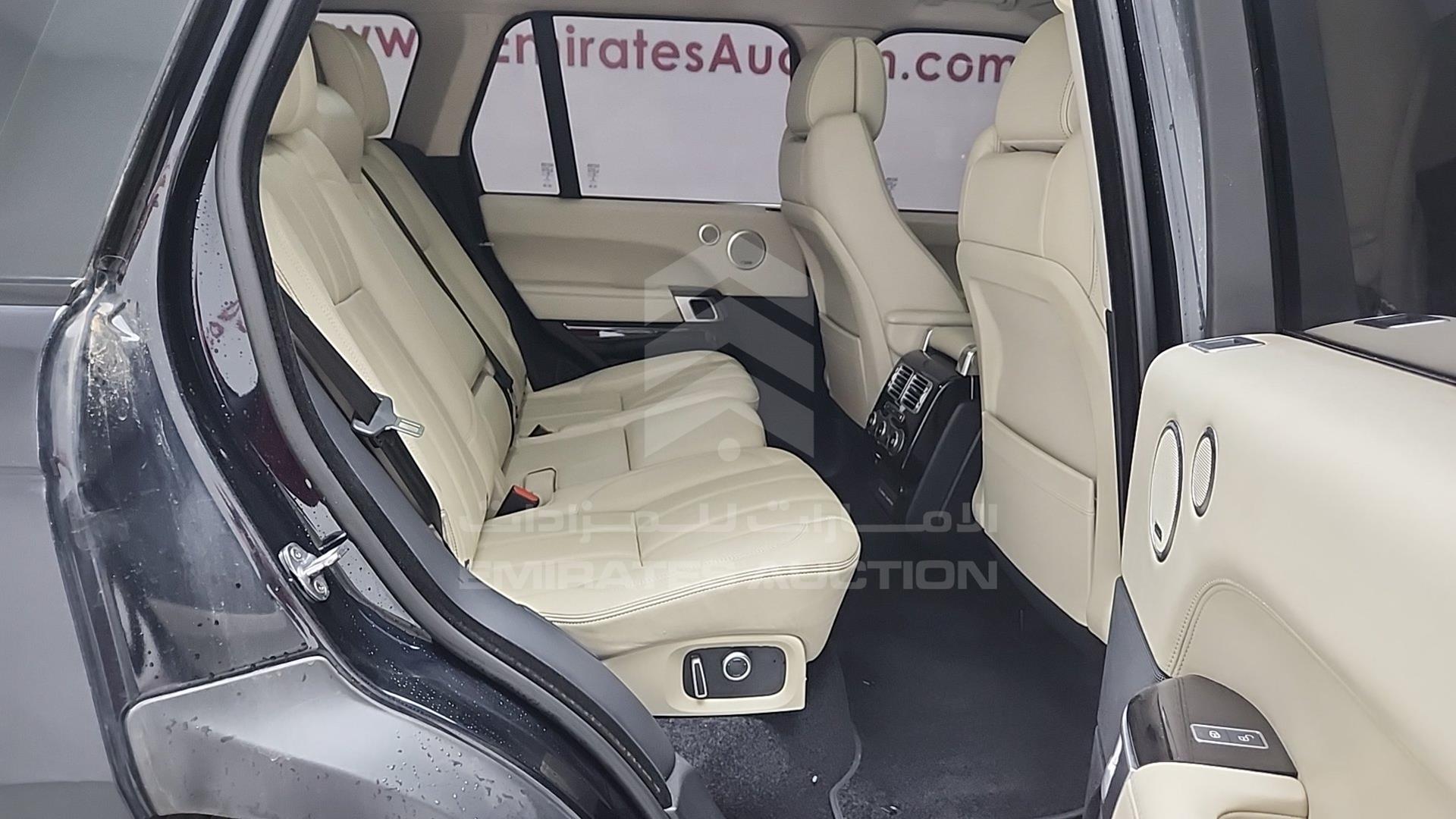 2017 RANGE ROVER VOGUE VIN: SALGA2FE3HA322950