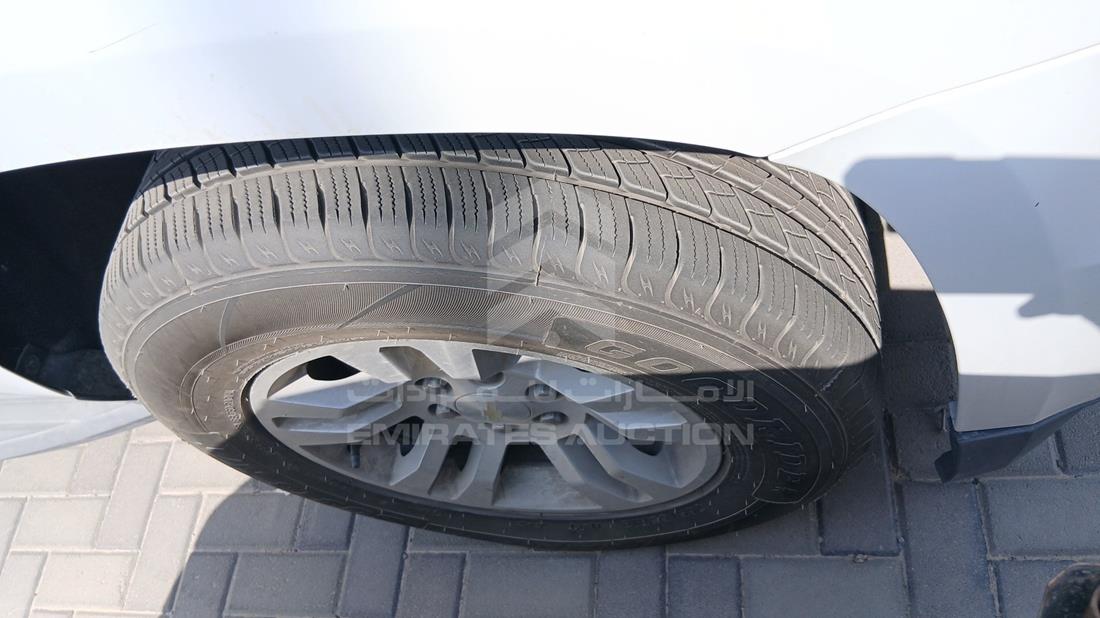 2019 Chevrolet Suburban — Front Right Tyre — Photo 31