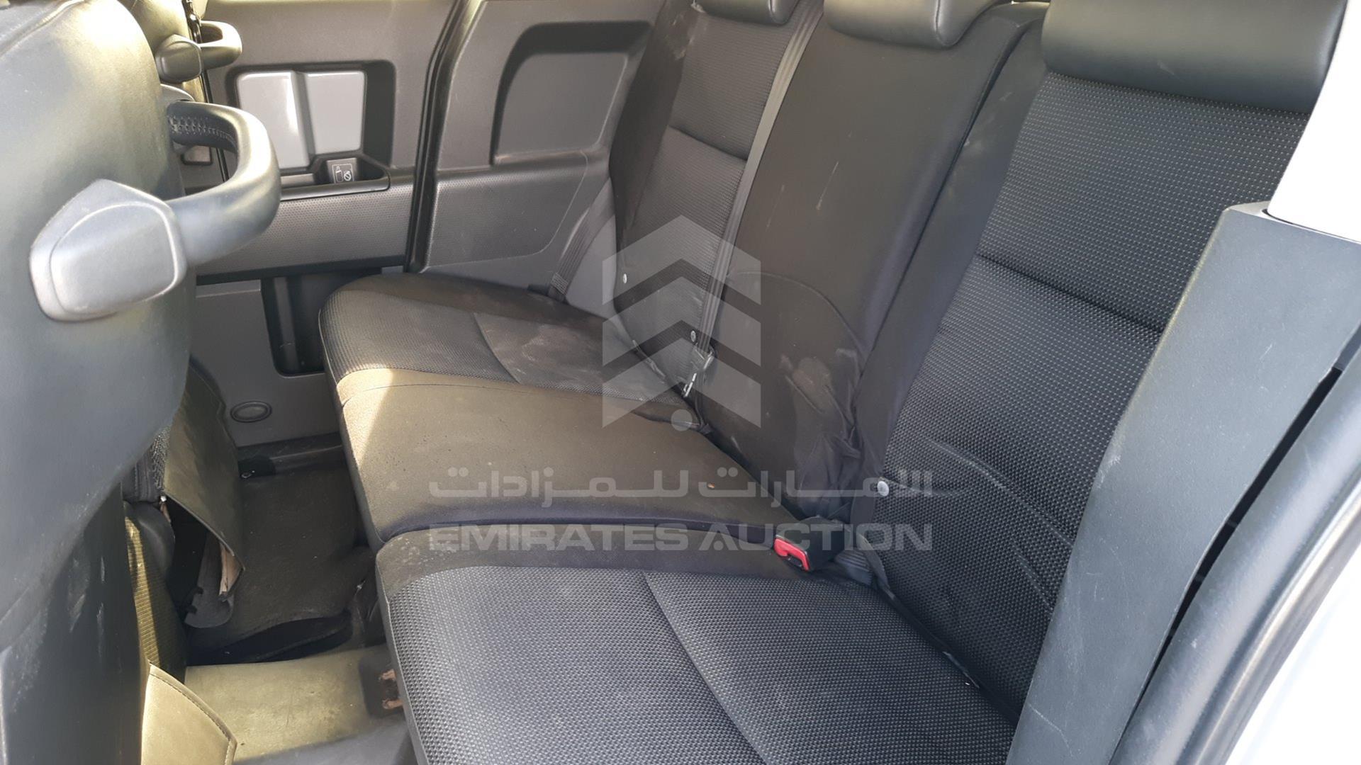 2014 TOYOTA FJ CRUISER VIN: JTEBU11FXEK198065