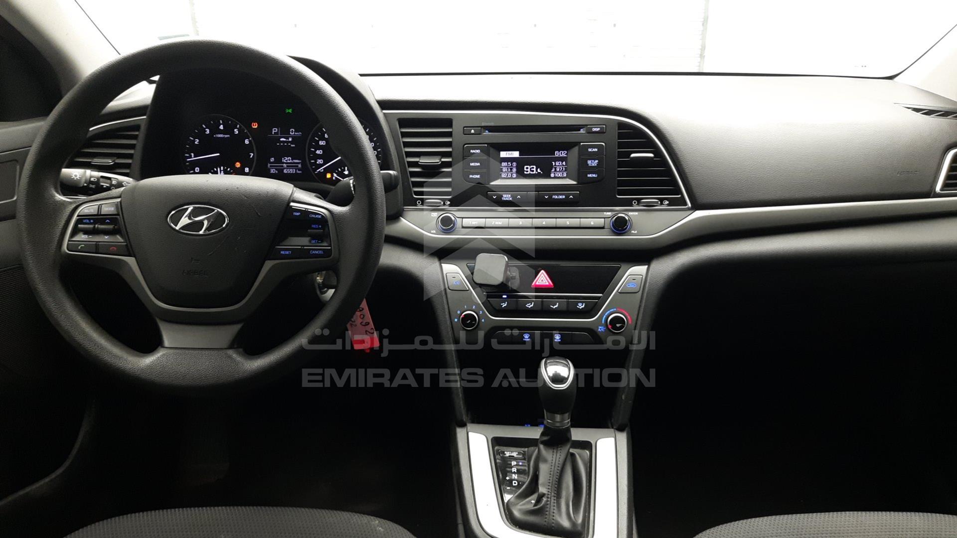 2017 HYUNDAI ELANTRA VIN: KMHD741CXHU399092