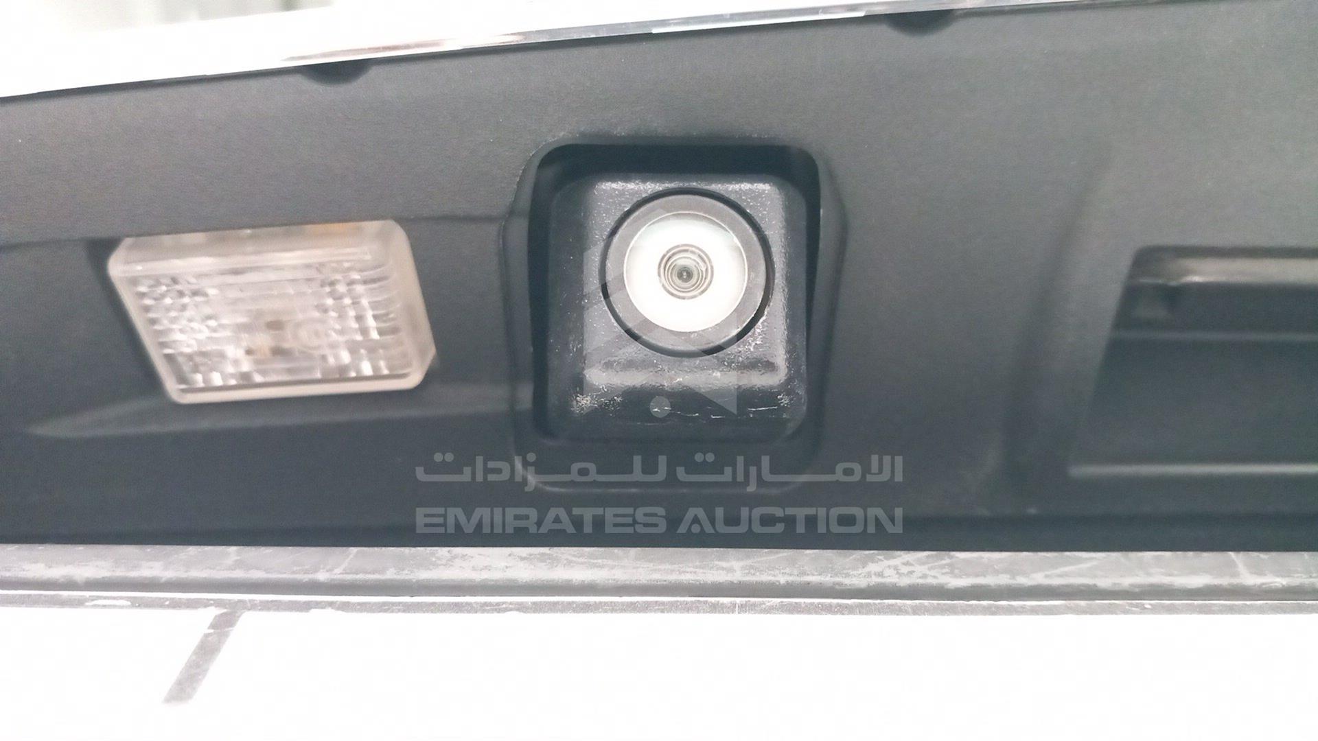 2014 MERCEDES E 300 VIN: WDDHF5FB0EB024727