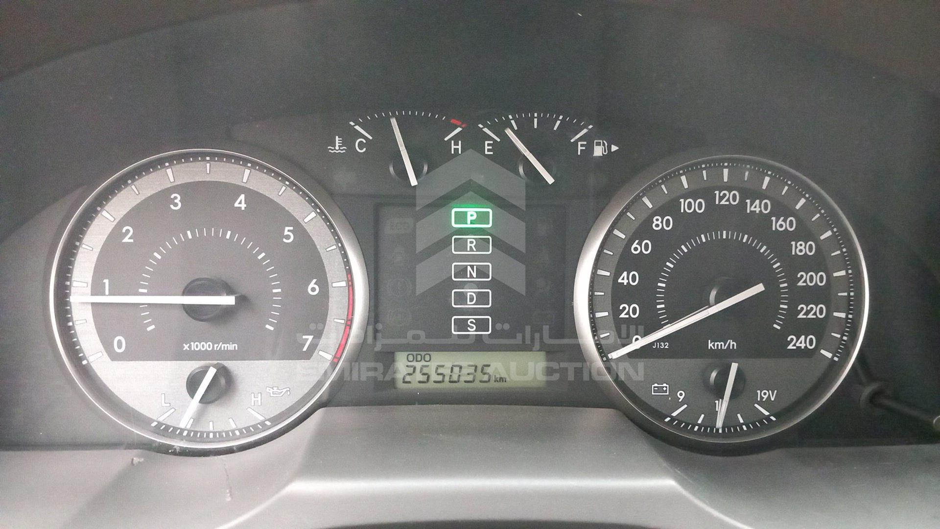 2016 TOYOTA LAND CRUISER VIN: JTMHU01JXG4126352
