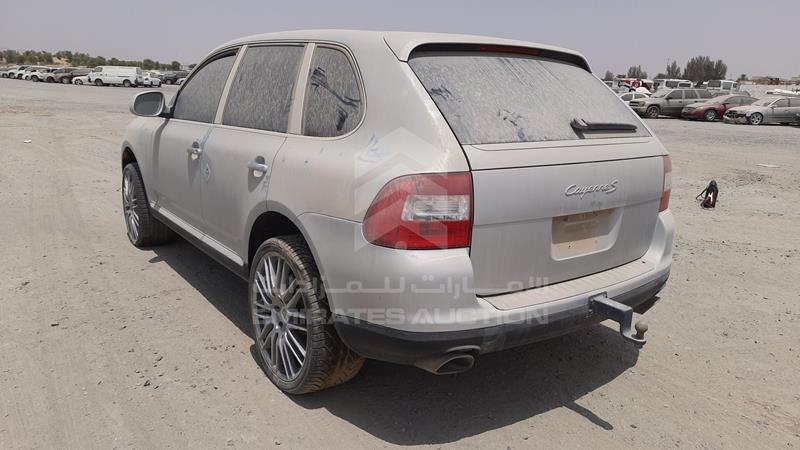 WP1AB29P34LA74378 2004 Porsche Cayenne S photo 7