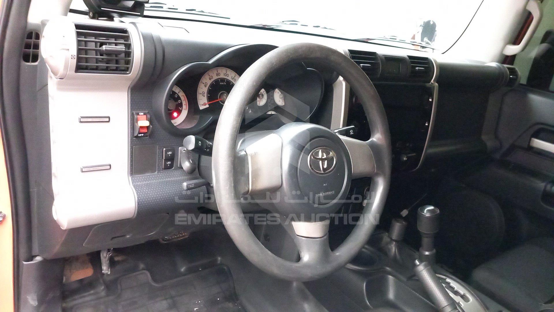 2013 TOYOTA FJ CRUISER VIN: JTEBU11F7DK151283