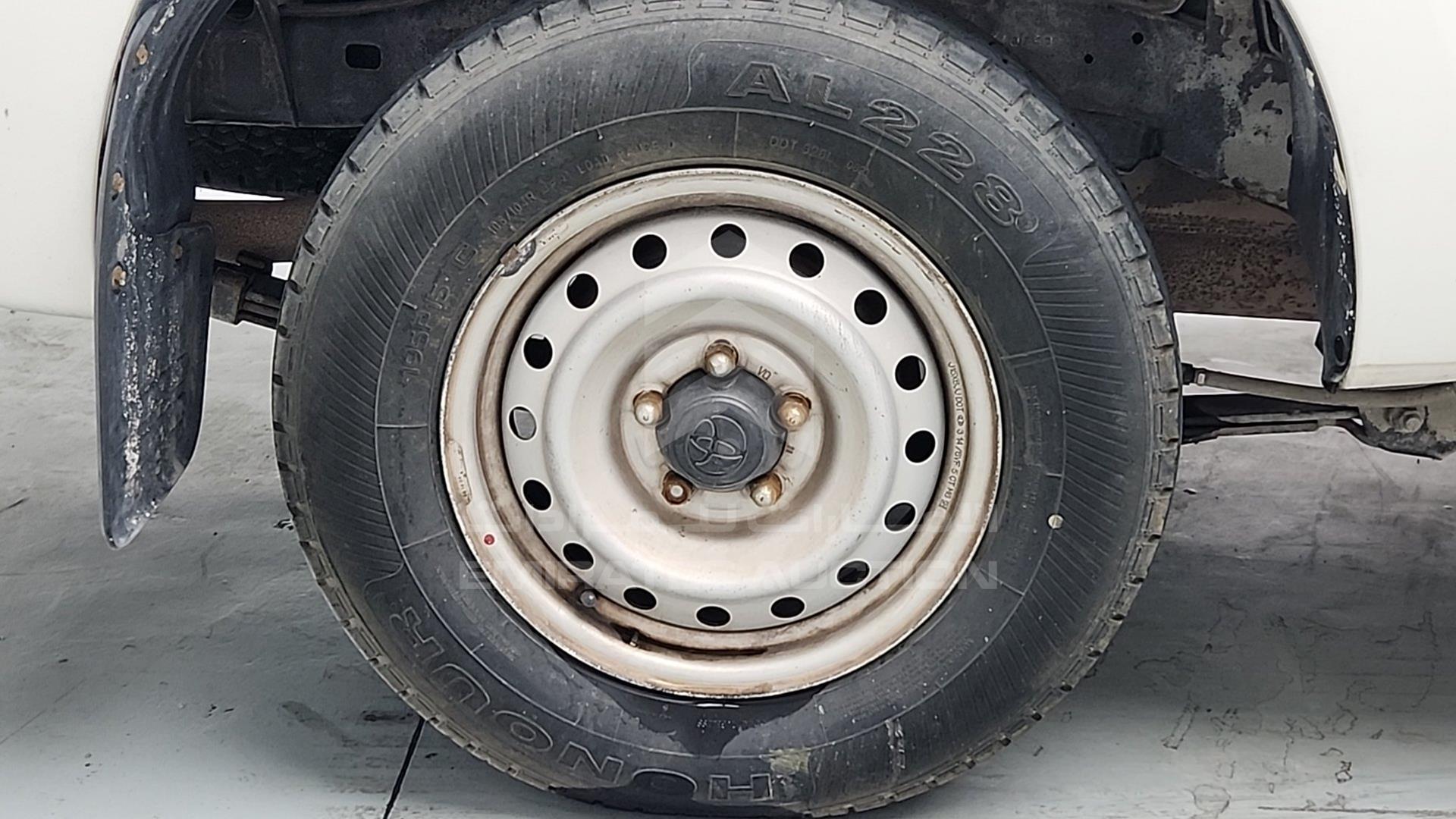2014 TOYOTA HILUX VIN: MR0EX12G4E2349869