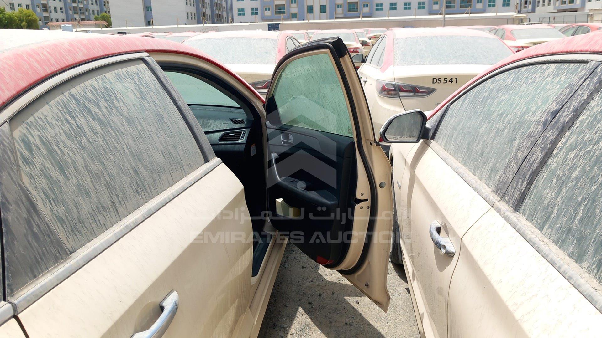 2019 HYUNDAI SONATA VIN: KMHE24131KA093040