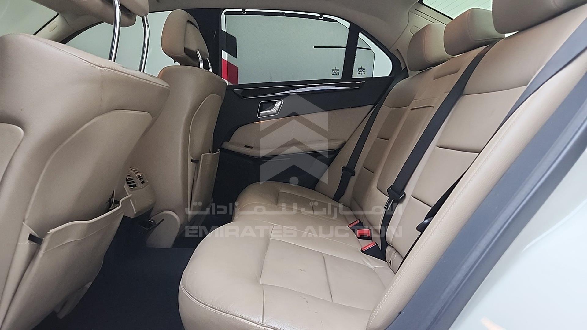 2011 MERCEDES E 300 VIN: WDDHF5EB5BA446138