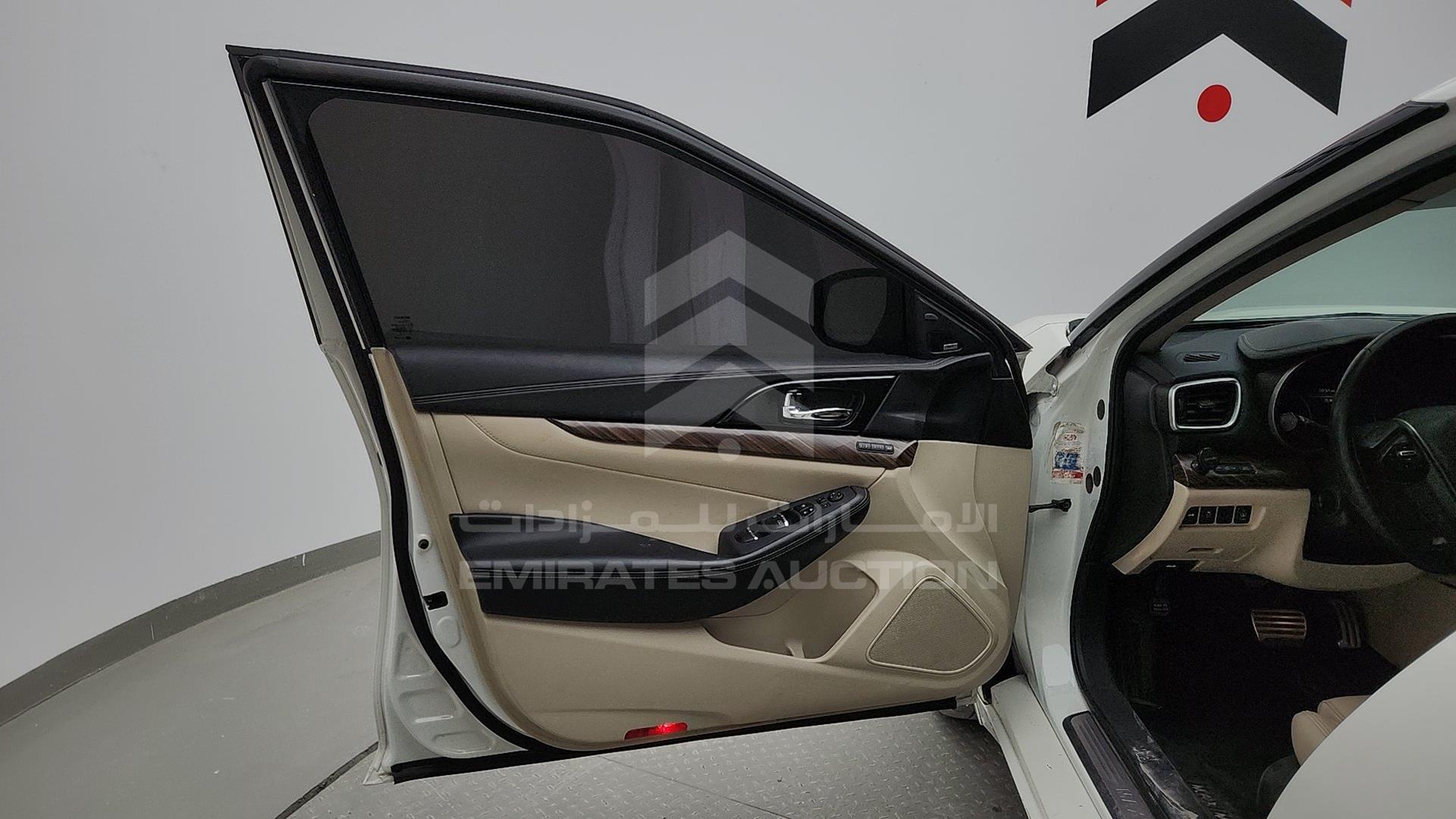 2018 NISSAN MAXIMA VIN: 1N4AA6AP2JC360330