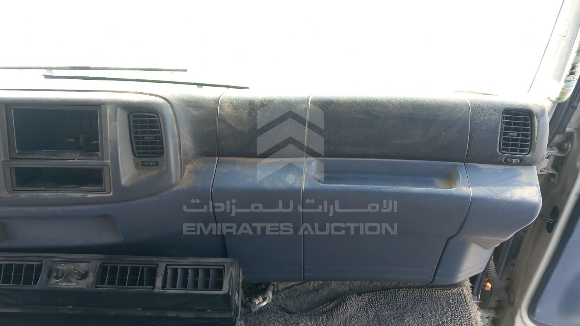 2003 HINO FG VIN: JHDFG1JP231S10071