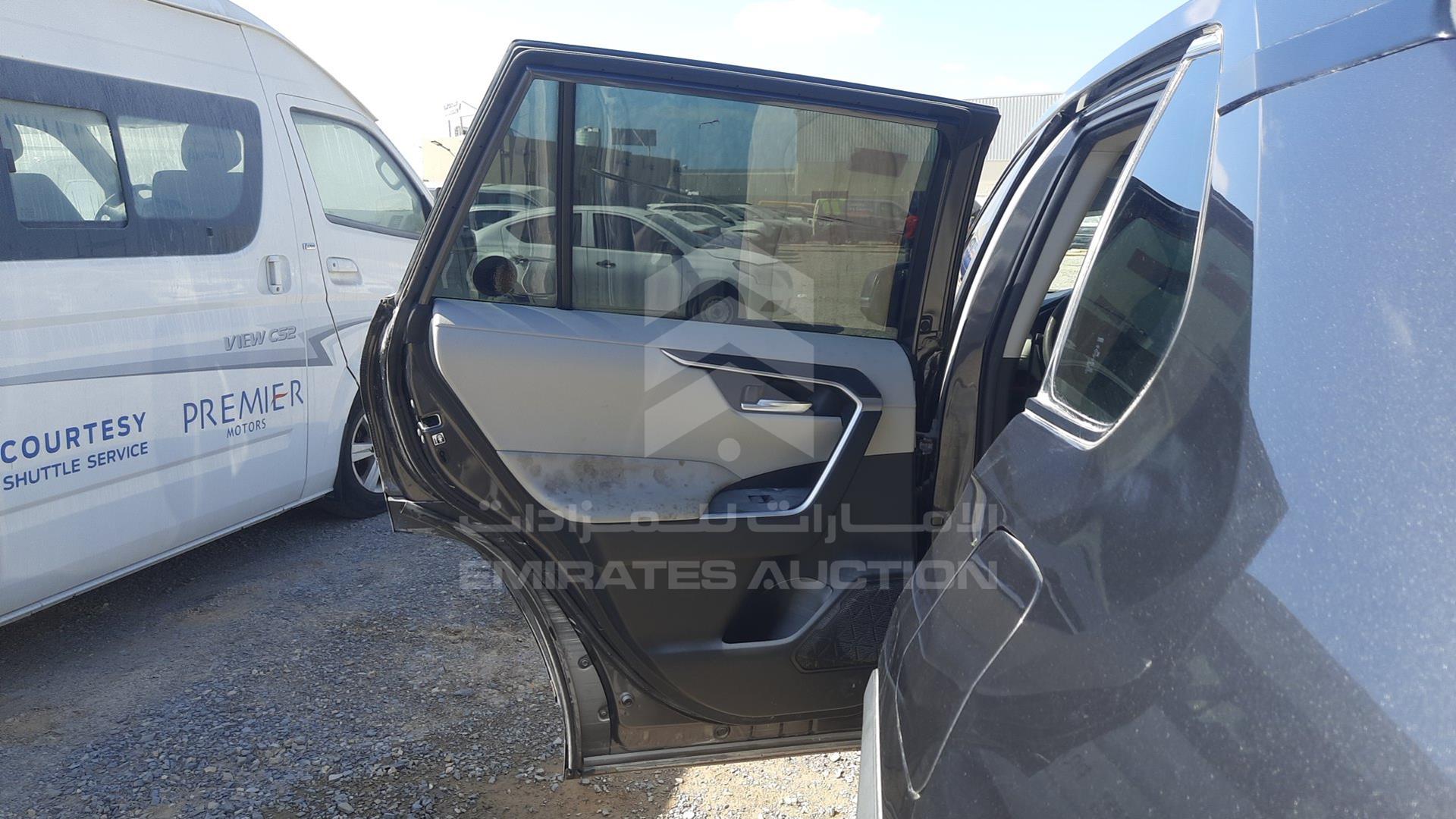 2020 TOYOTA RAV-4 VIN: JTMJ13FV8LJ031601