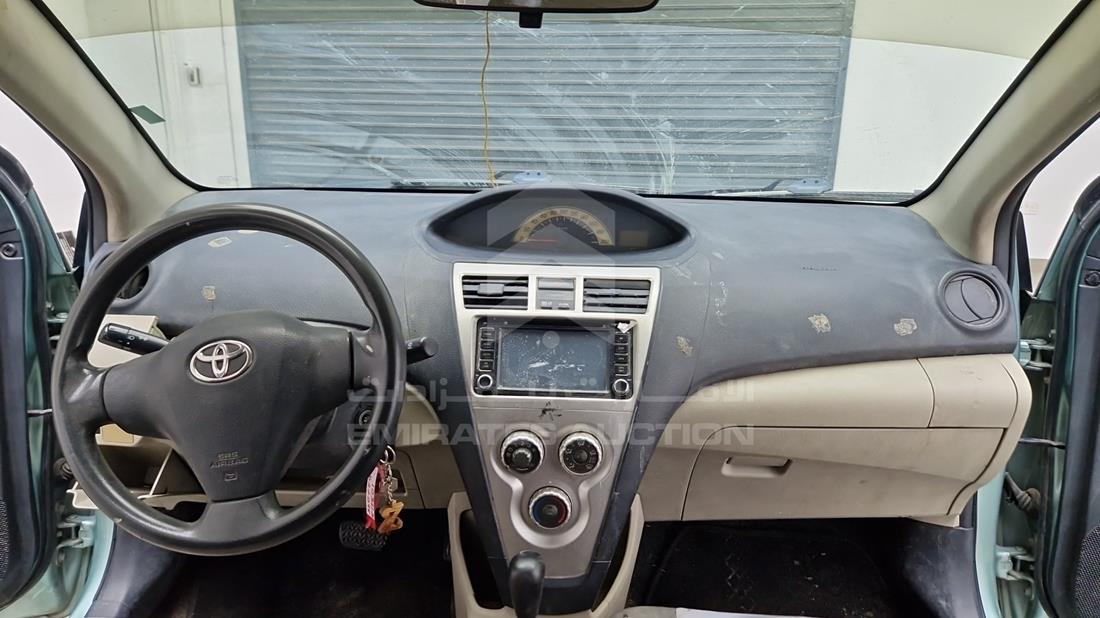 2008 Toyota Yaris — Full Dashboard View — Photo 17