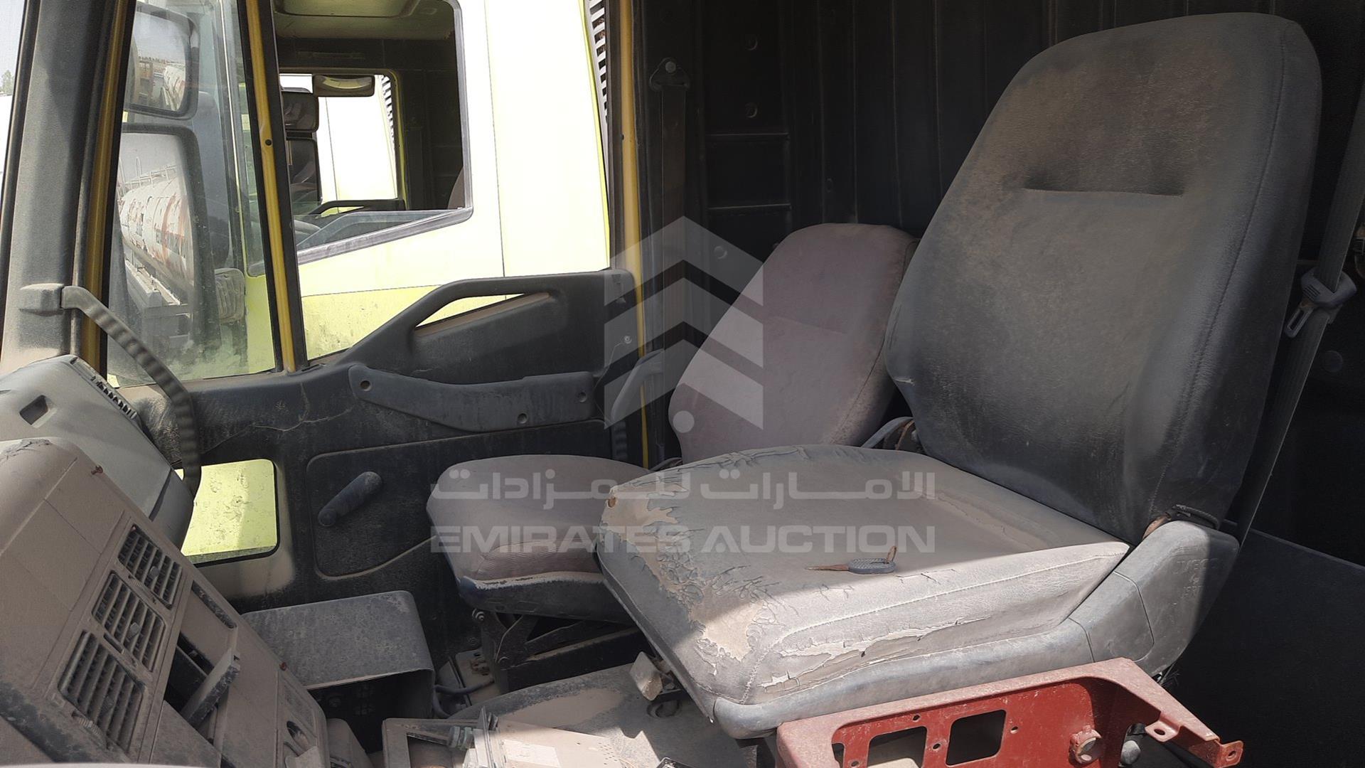 0 IVECO --- VIN: WJMB1VNS00C094821