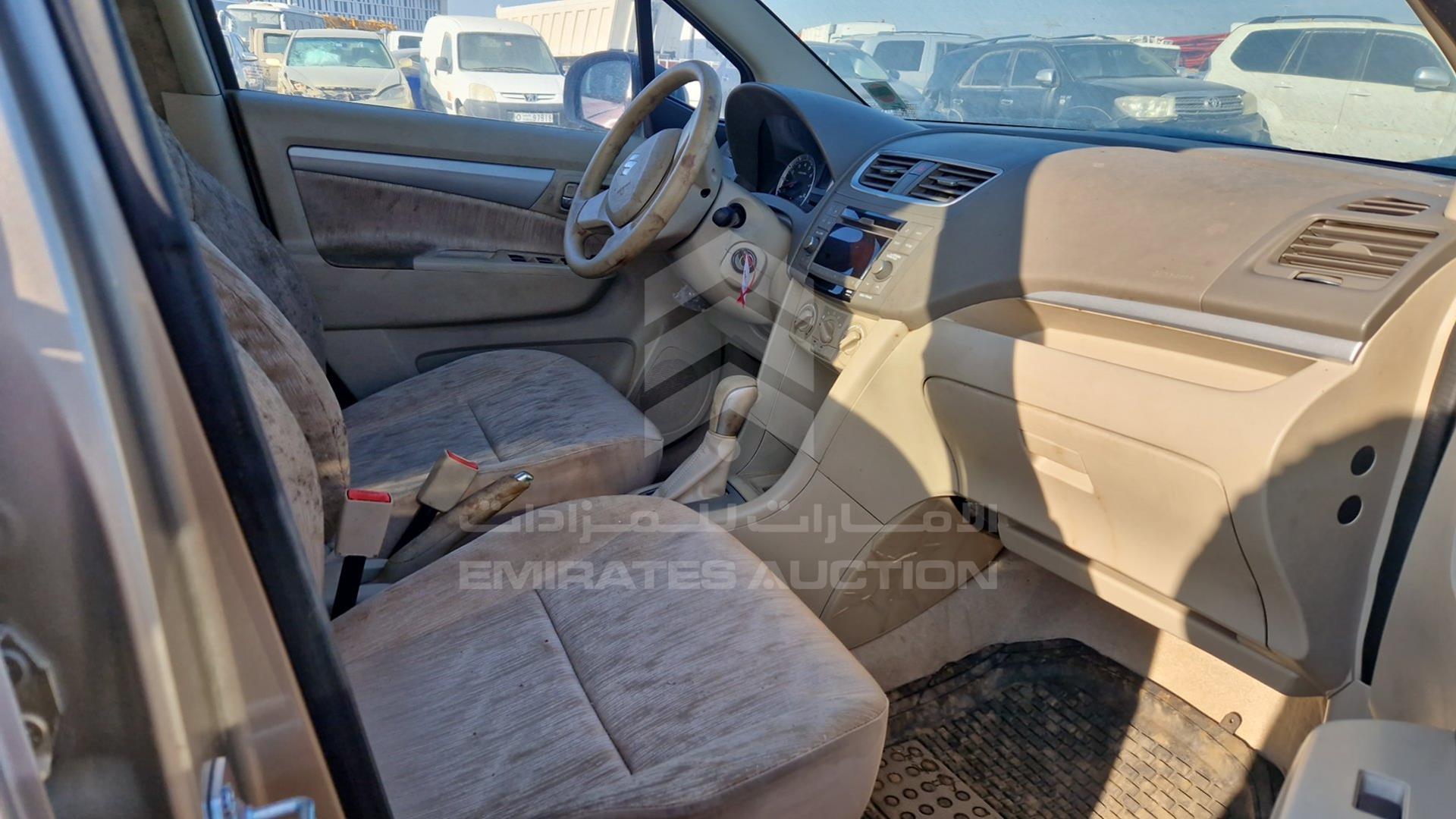 2015 SUZUKI ERTIGA VIN: MA3ZE8A11F0261397