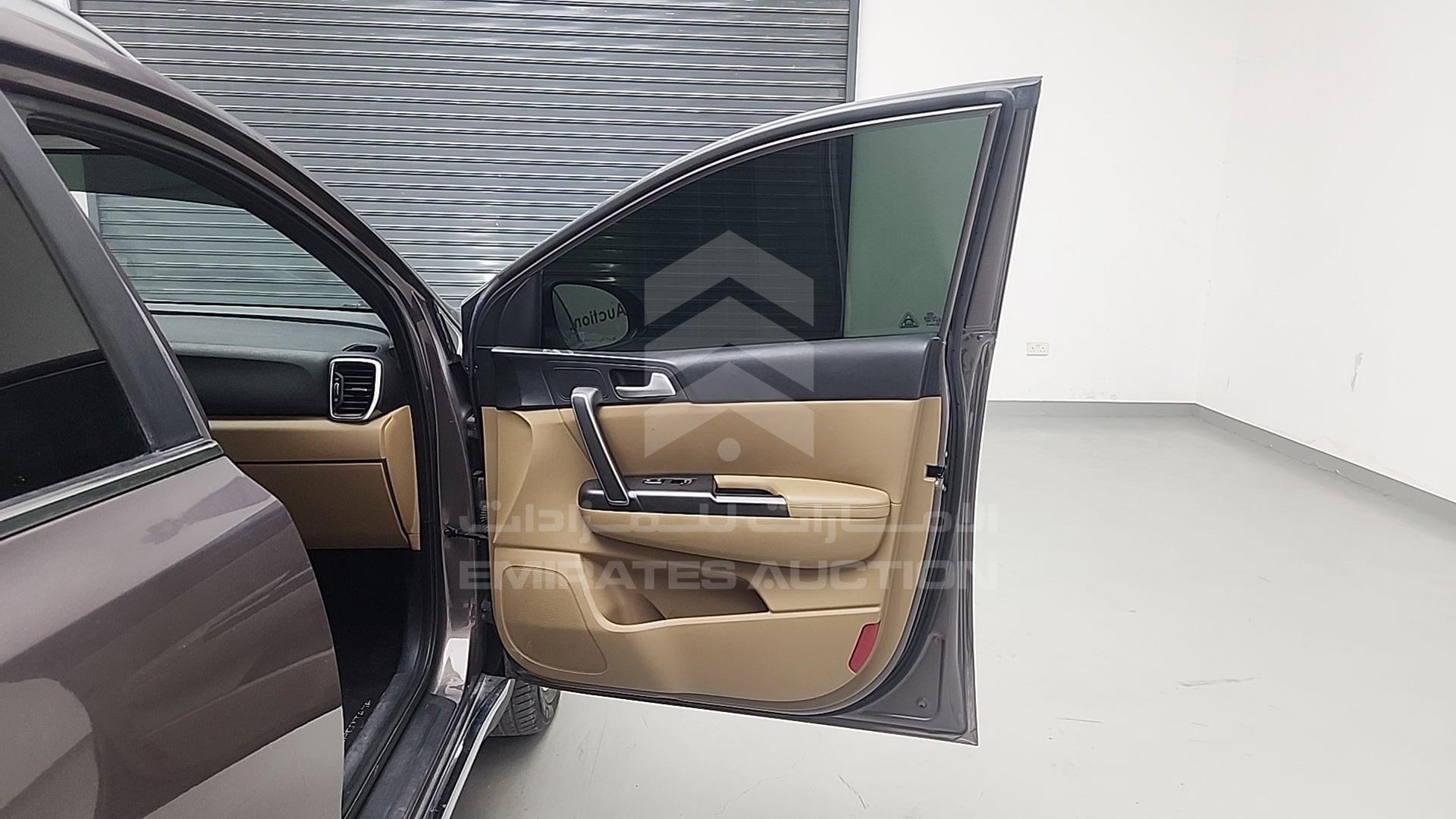 2021 KIA SPORTAGE VIN: U5YPH8149ML911684