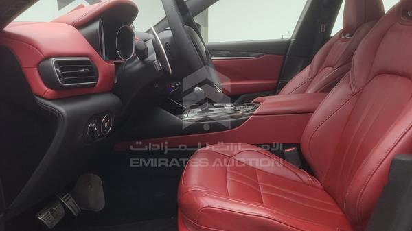 ZN6YU61F1JX277633 Maserati Levante