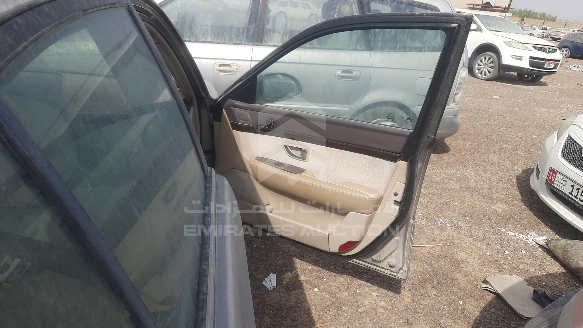 2008 KIA OPIRUS VIN: KNALD225585143298