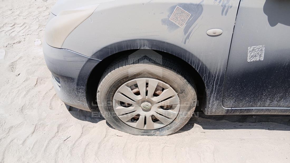 نيسان تيدا 2015 — الإطار الأمامي الأيسر — صورة 32