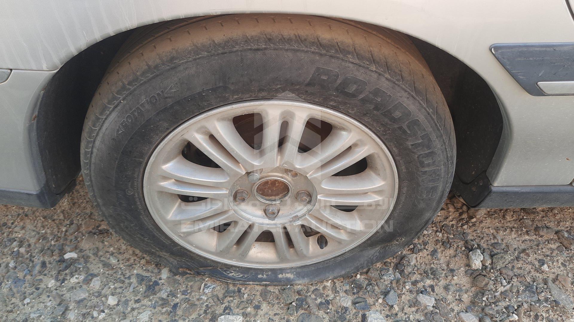 2004 CHEVROLET CAPRICE VIN: 6G1KK52F14L163242