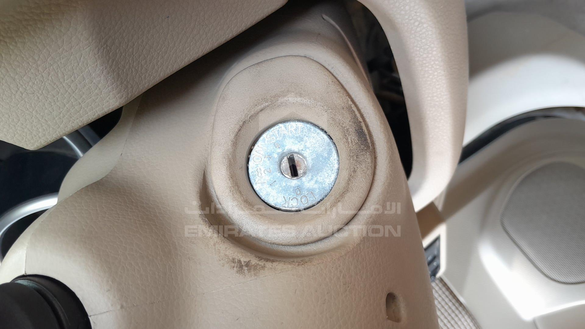 2011 NISSAN TIIDA VIN: 3N1BC1C85BL364821