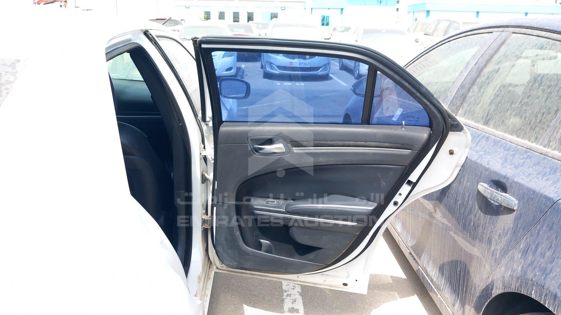 2C3CA5CG2BH579608 - 2011 Chrysler 300 - #492811