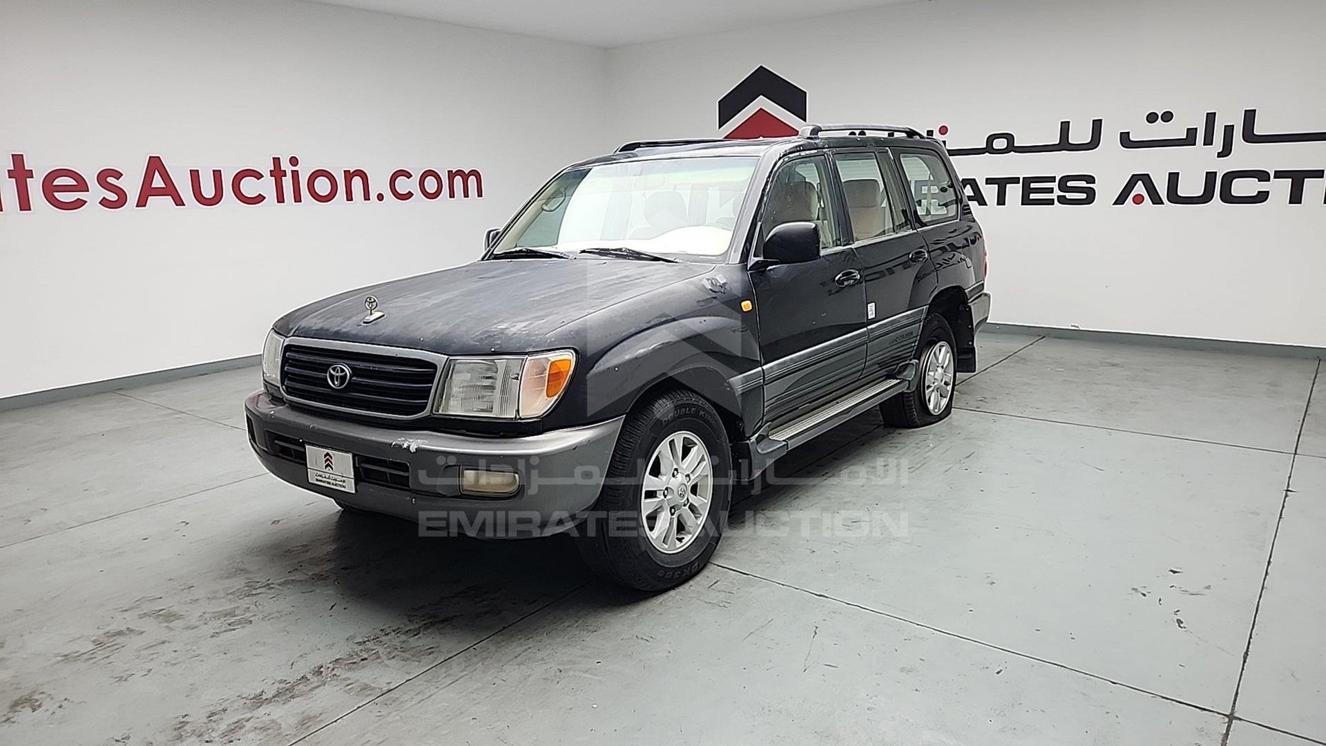 2001 TOYOTA LAND CRUISER VIN: JTEHT05J112007472