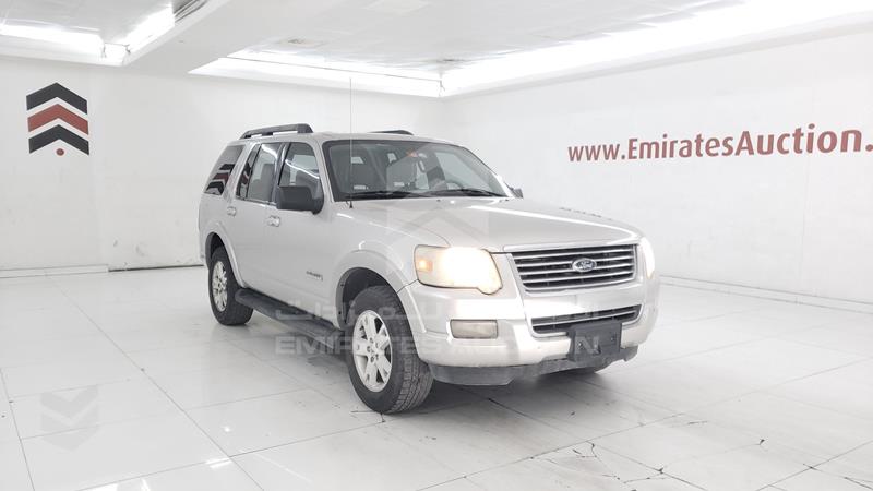 VIN: 1FMEU73E87UA45518 Auction: EmiratesAuction Lot: 405931 VIN: 1FMEU73E87UA45518 Ford Explorer 2007 SILVER Photo 9