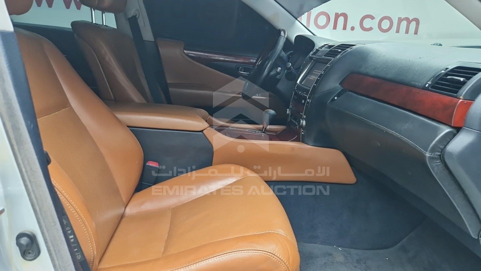 2009 LEXUS LS 460 L VIN: JTHGL46F395033534