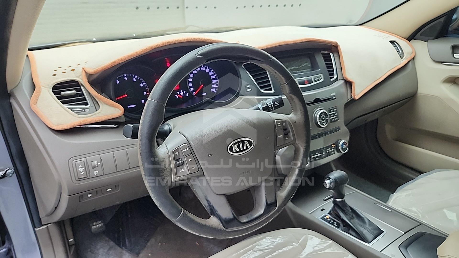2011 KIA CADENZA VIN: KNALM4140B5028295