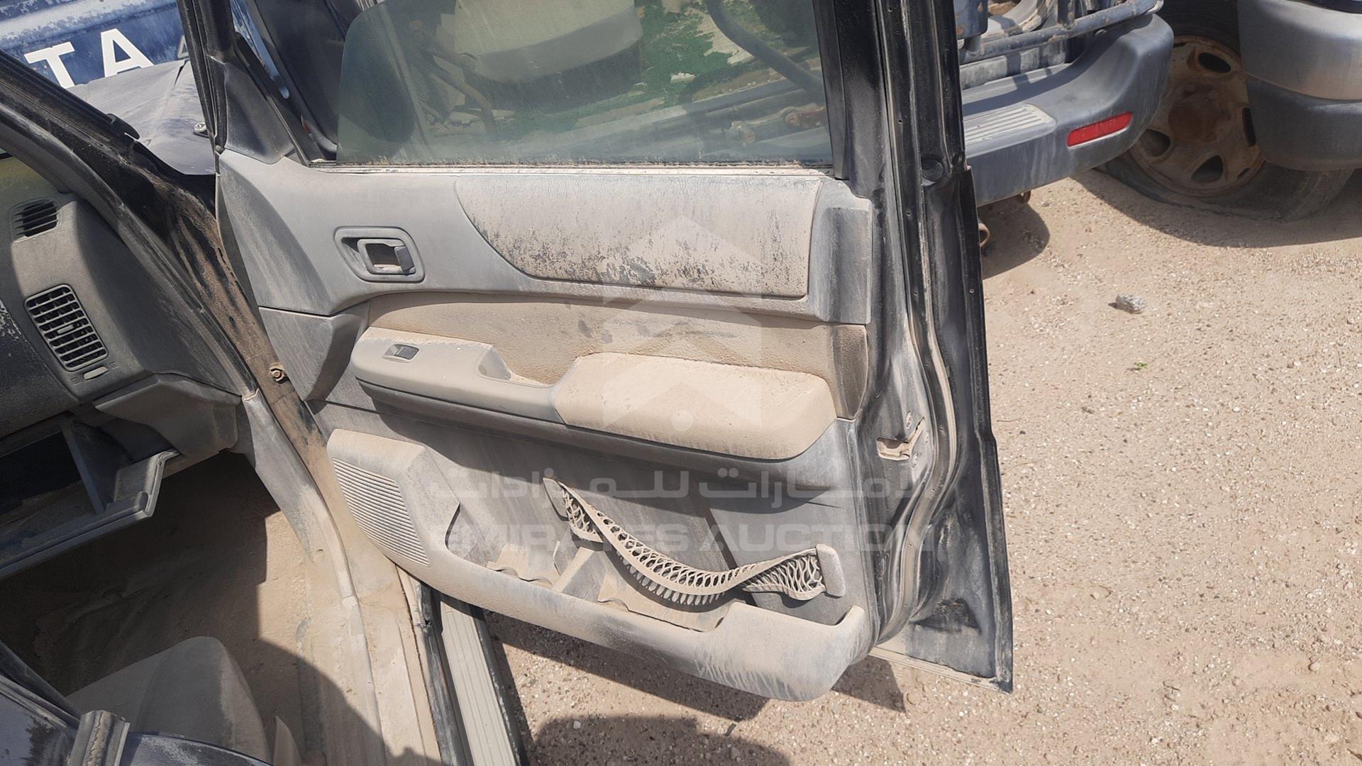 2002 NISSAN PATROL VIN: JN6CY11Y82X445030