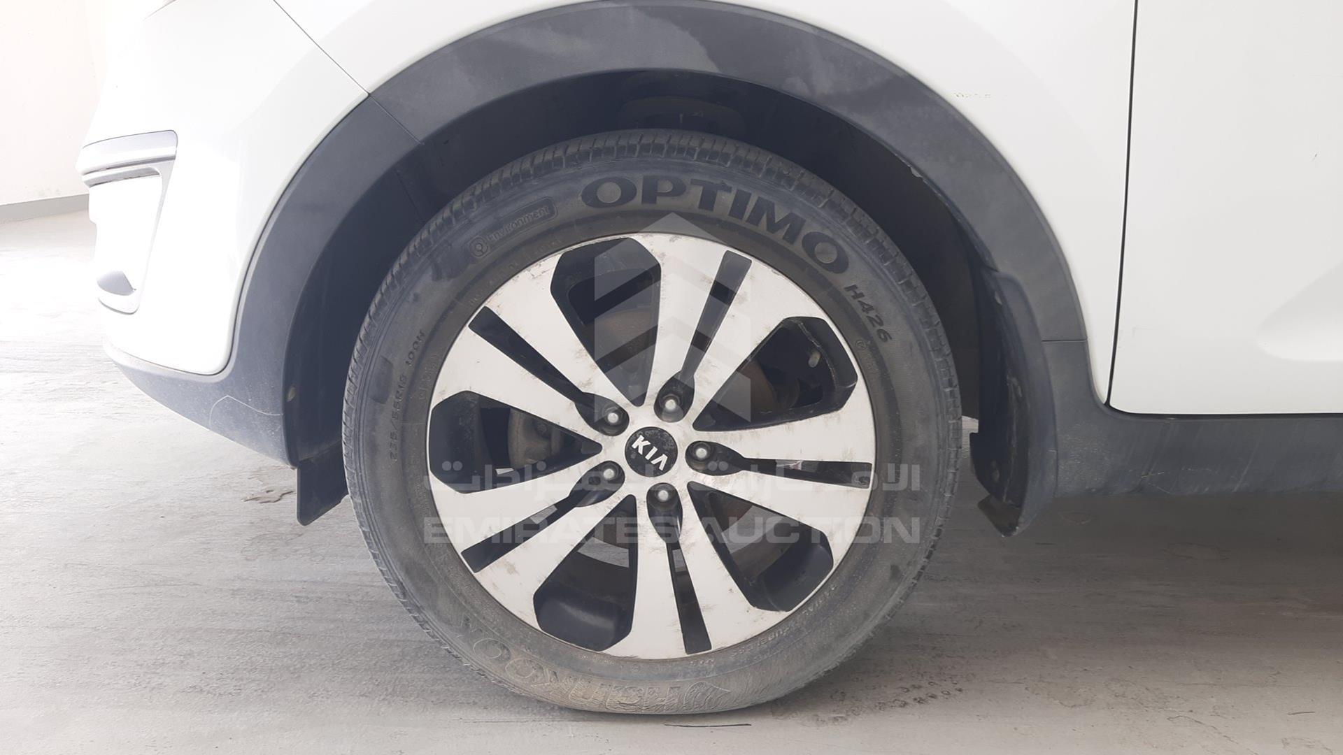2014 KIA SPORTAGE VIN: U5YPC8113EL400378