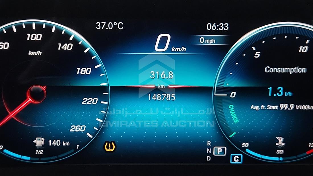 مرسيدس A220 2021 — قراءة العداد — صورة 2