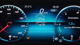 مرسيدس A220 2021 — قراءة العداد — صورة 2 — صورة مصغرة