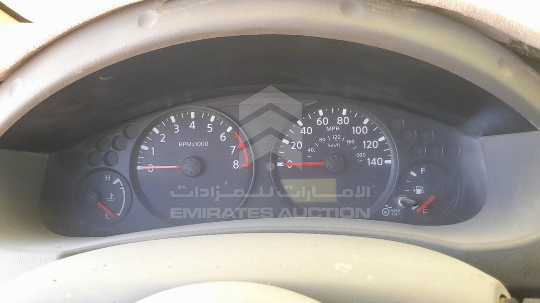 2015 Nissan Frontier — Speedometer & RPM Gauges — Photo 13