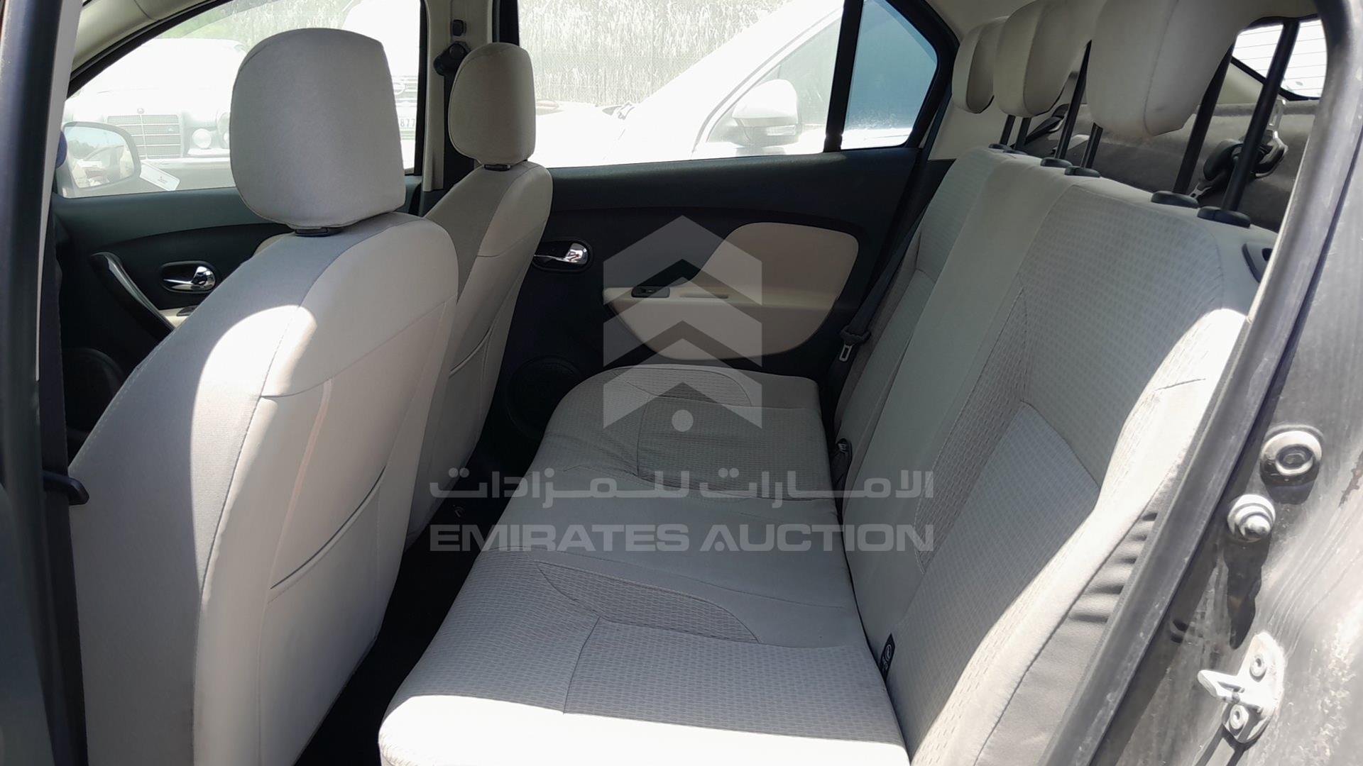 2017 RENAULT SYMBOL VIN: VF14SRAB0HT518702