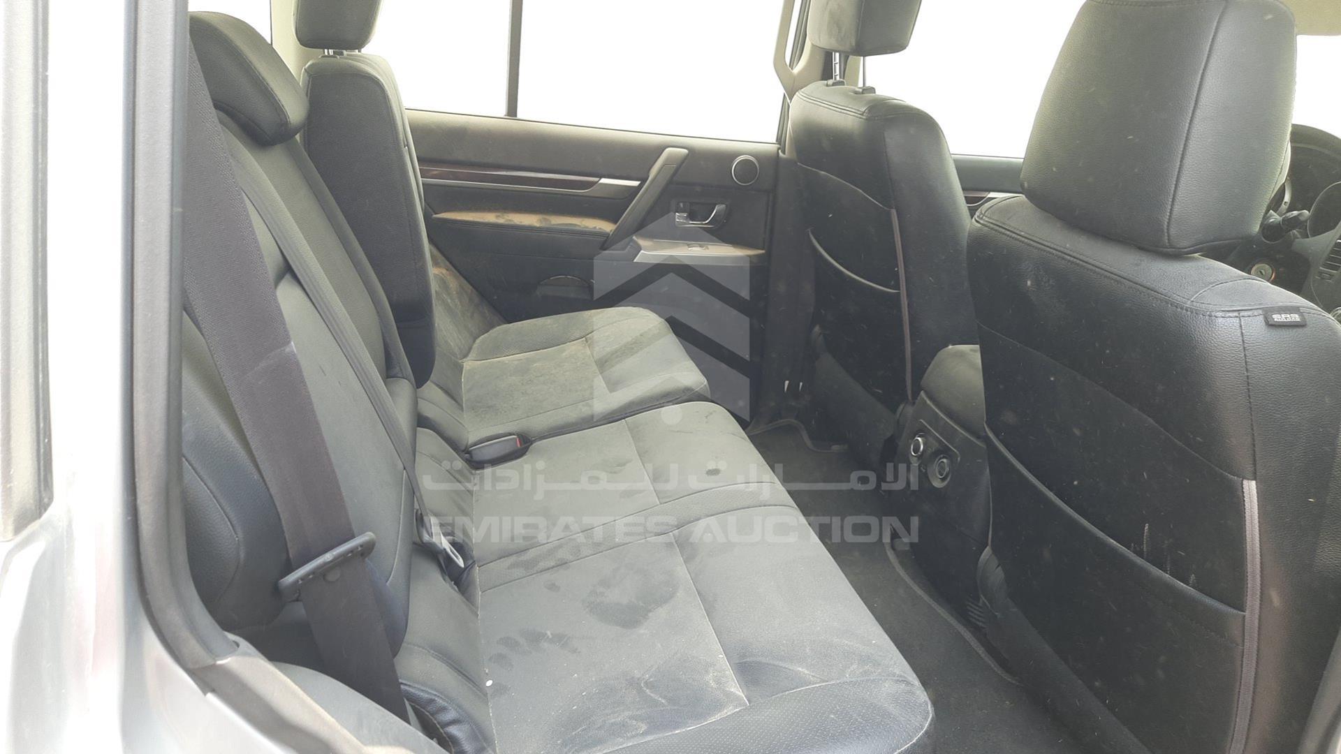 2013 MITSUBISHI PAJERO VIN: JMYLRV95WDJ708321