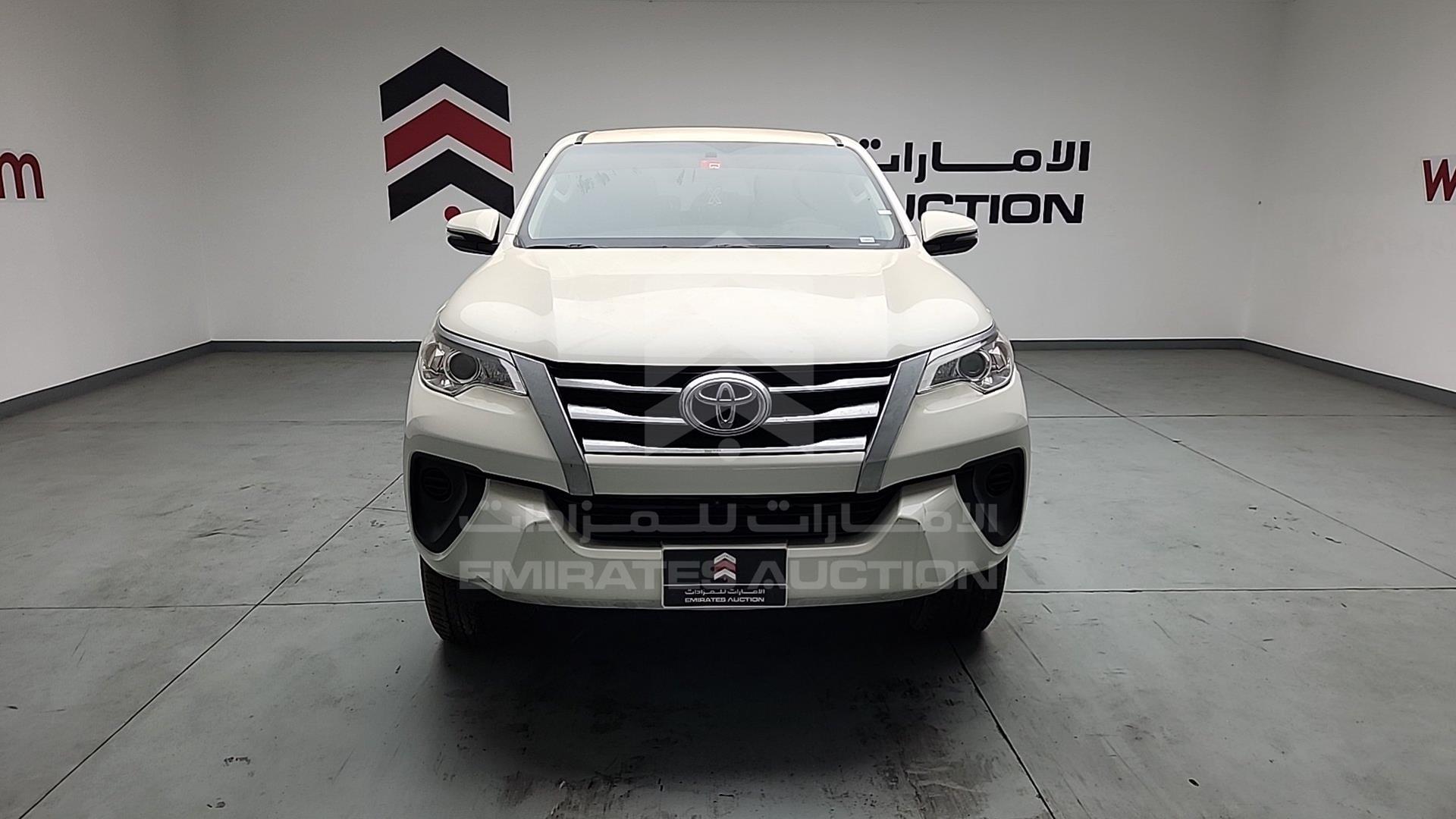 2019 TOYOTA FORTUNER VIN: MHFDX8FS8K0099890