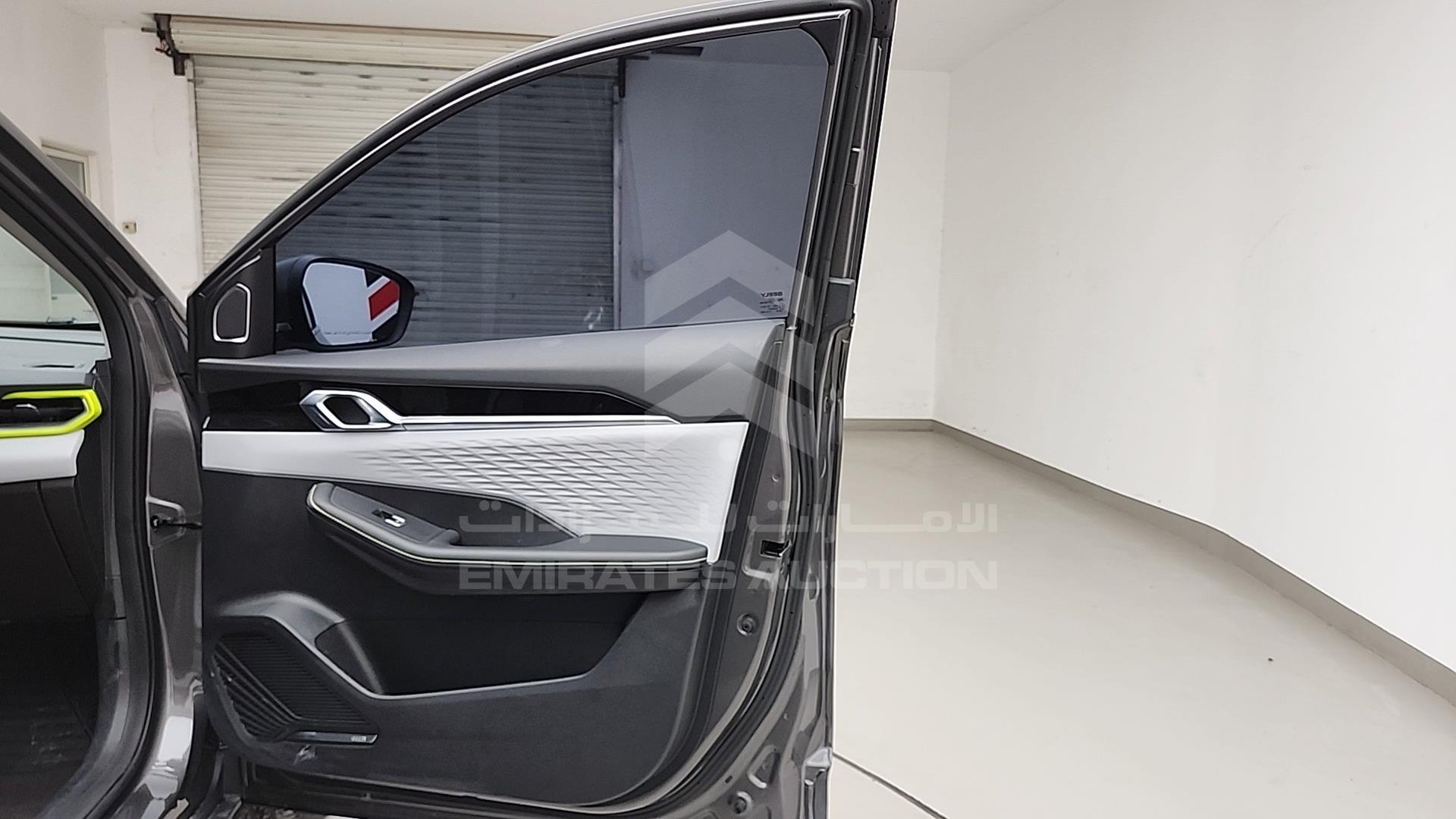 2024 GEELY COOLRAY VIN: LB3762KZ9RX506537