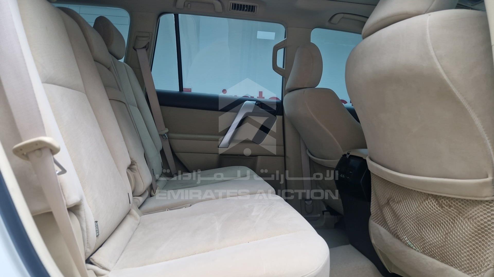 2016 TOYOTA PRADO VIN: JTEBU3FJ2GK112629