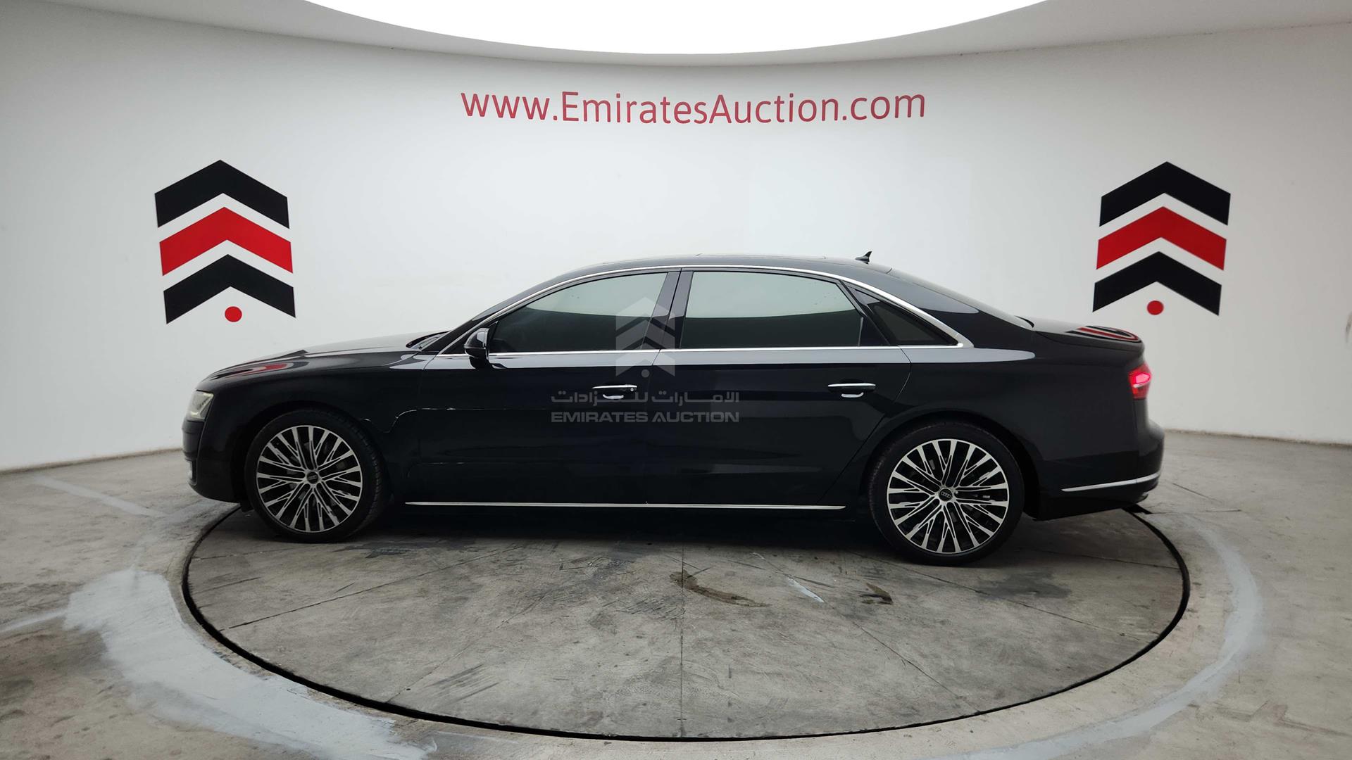 2016 AUDI A8 VIN: WAUYGBFD4GN007001
