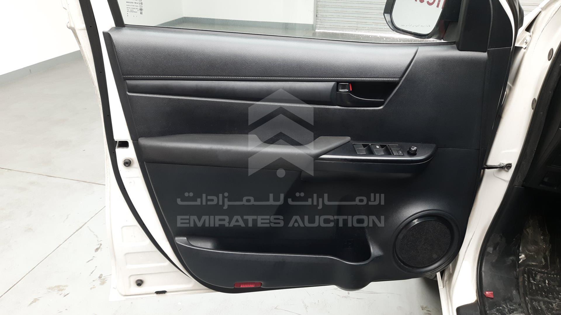 2019 TOYOTA HILUX VIN: MR0JX9CDXK4085400