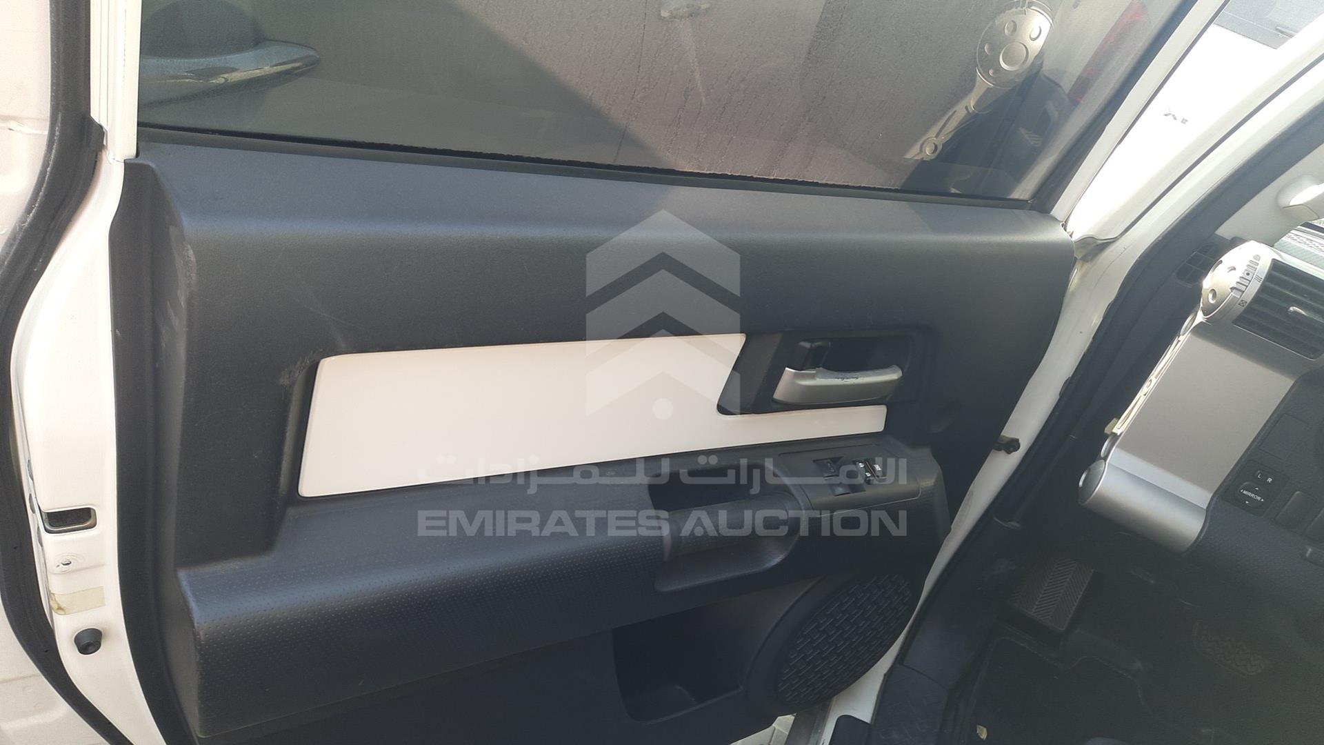 2012 TOYOTA FJ CRUISER VIN: JTEBU11F8CK140923