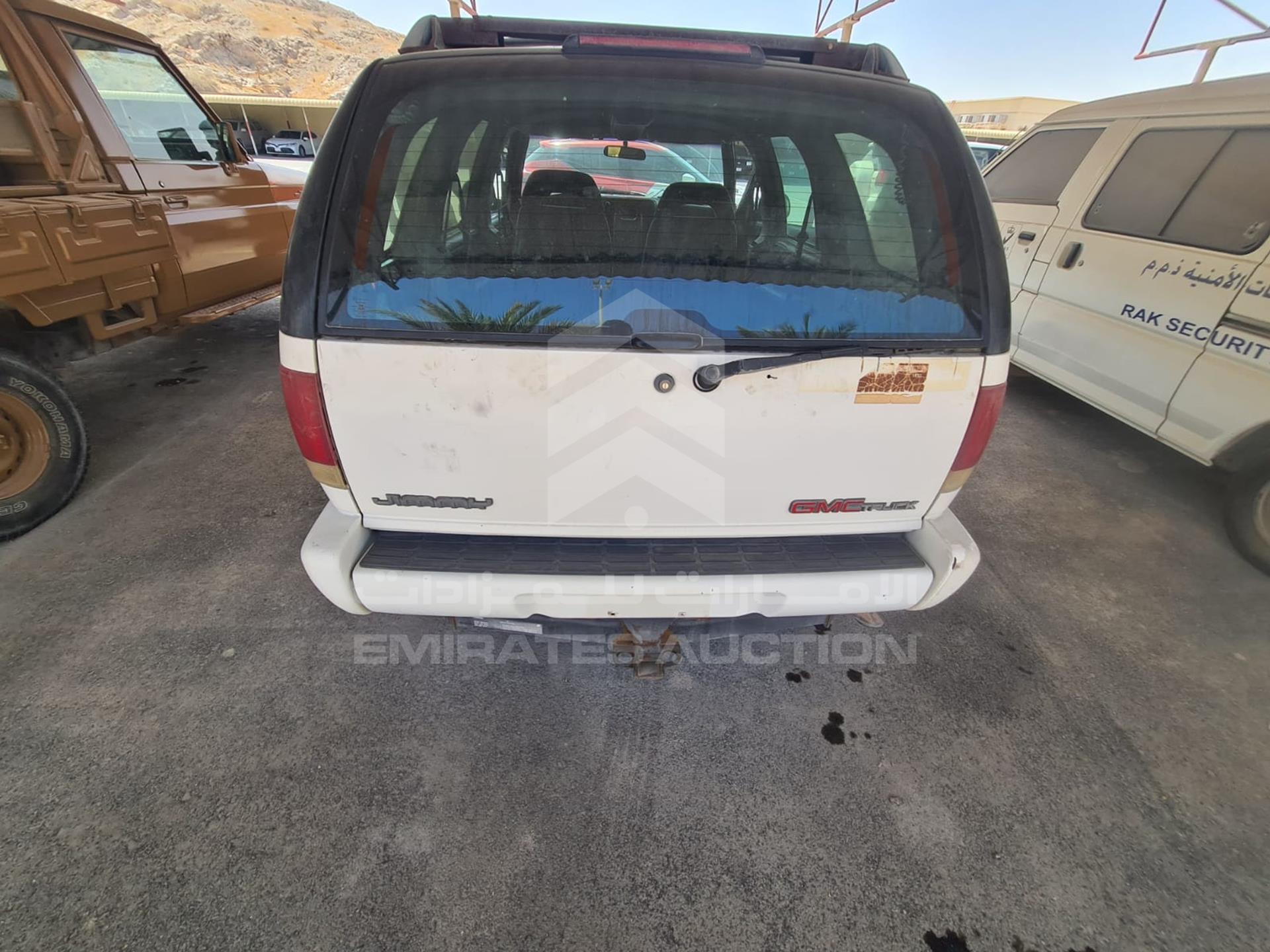 1995 GMC YUKON VIN: 1GKDT13W6TK502698
