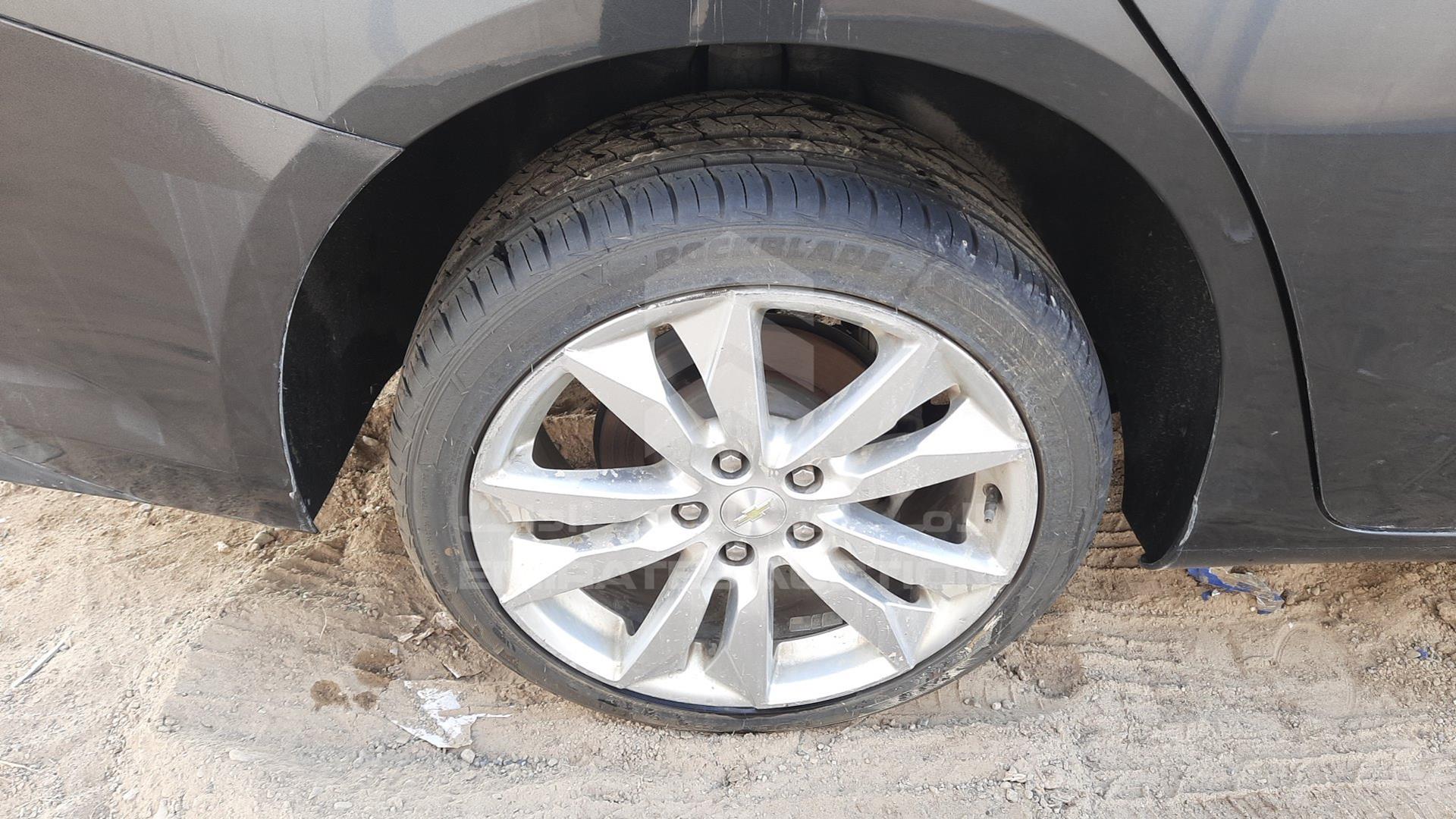 2017 CHEVROLET MALIBU VIN: KL1ZD5EA2HB720109