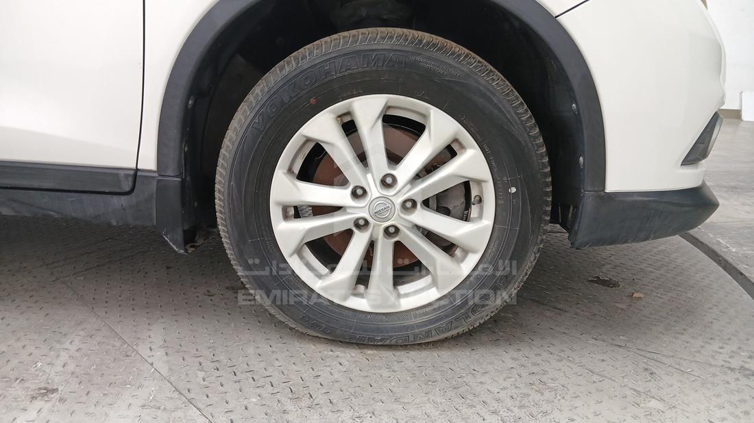 2015 Nissan X-Trail — Front Right Tyre — Photo 36