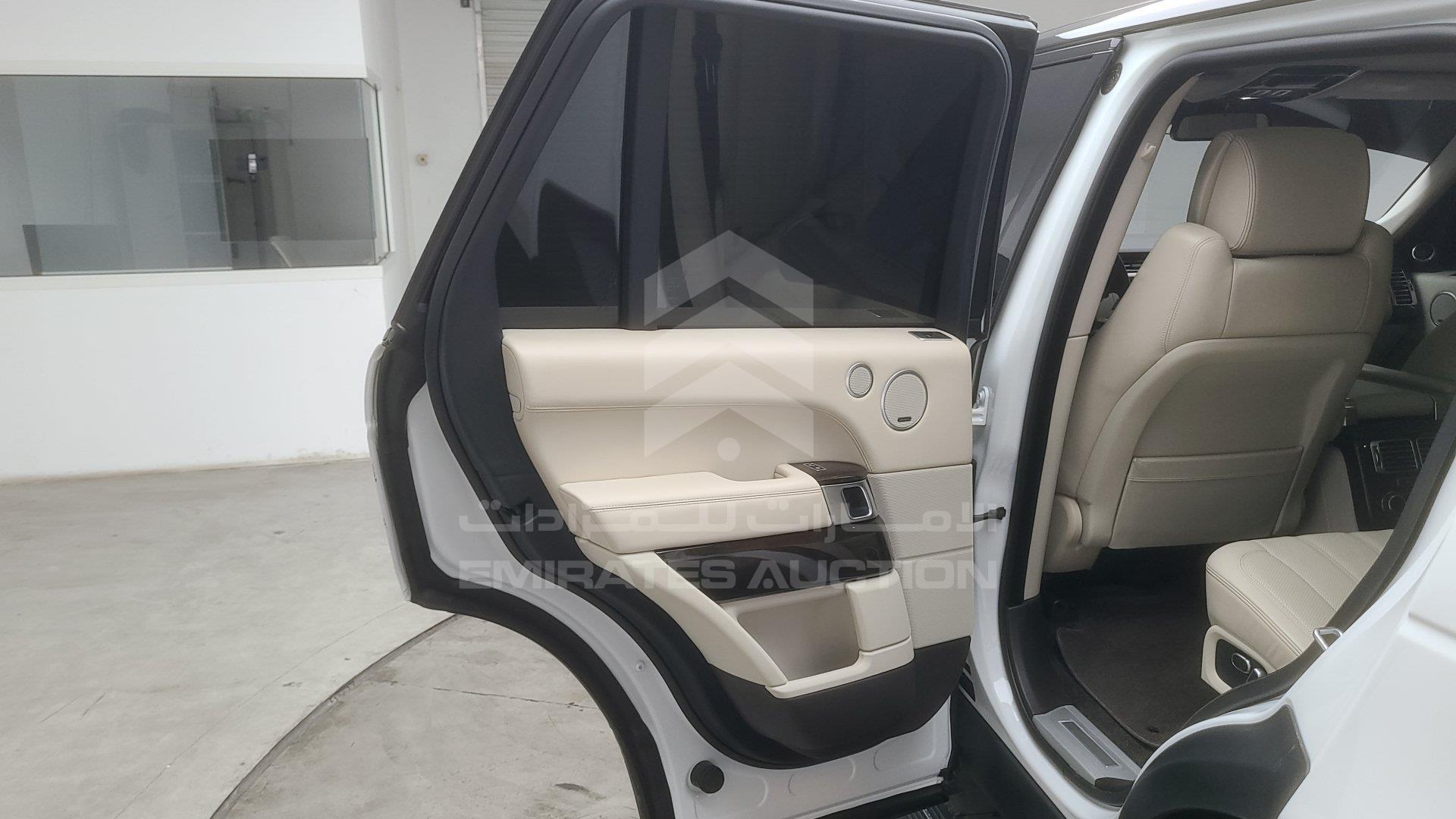 SALGA2EF1FA220893 - 2015 Range Rover Vogue - #461234