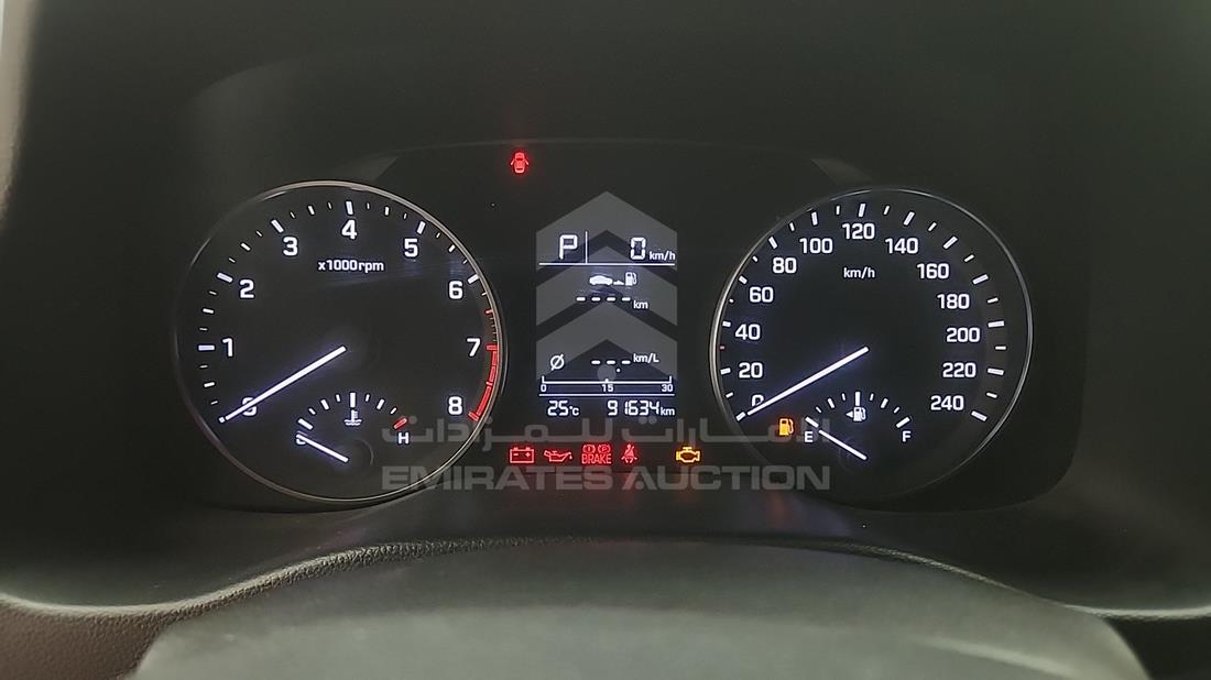 2019 Hyundai Avante — Speedometer & RPM Gauges — Photo 15