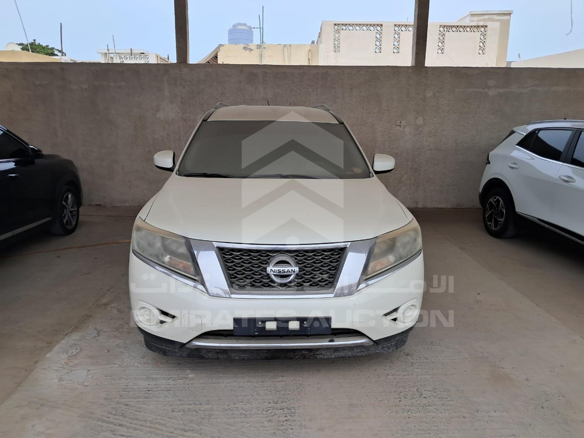 2015 NISSAN PATHFINDER VIN: 5N1AR2M53FC702635